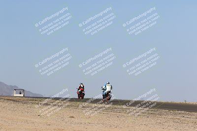 media/Apr-10-2022-SoCal Trackdays (Sun) [[f104b12566]]/Speed Shots Back Straight (930am)/